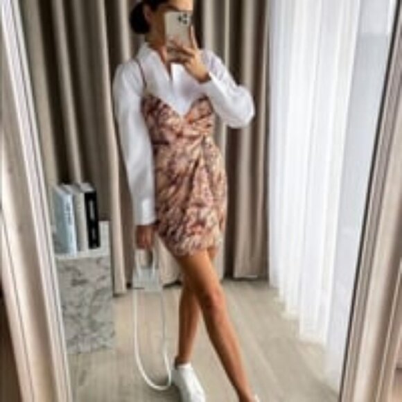 EFFECT PRINT DRESS - Picture 1 of 3